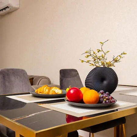 Apartament Two-bedroom With Free Parking And 6min To Center *