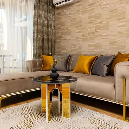 Апартамент Designer 2br With Private Parking By Flat Manаger