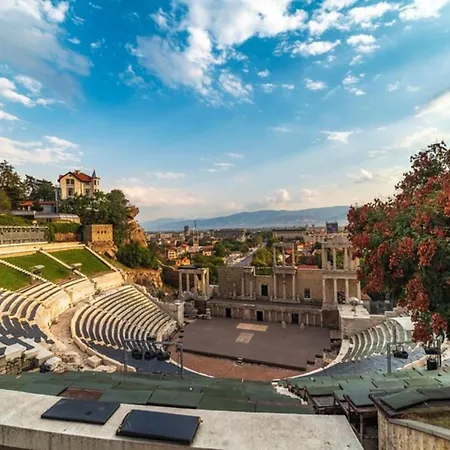 Διαμέρισμα Two-bedroom With Free Private Parking And 6min To Center