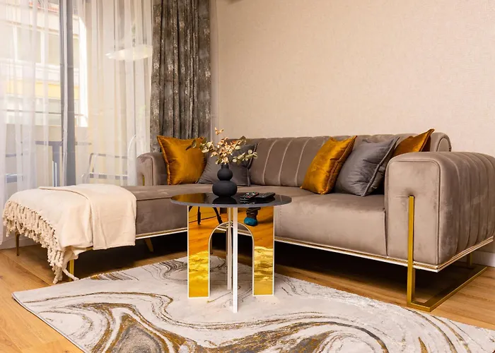 Two-bedroom With Free Private Parking And 6min To Center Διαμέρισμα